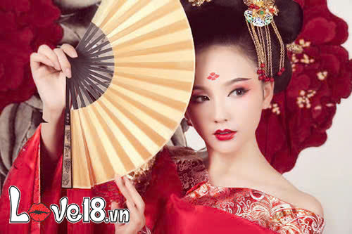 Gái lầu xanh là gì? Vén màn bí mật về cuộc đời của kỹ nữ 5 tài nghệ của gái lầu xanh là gì
